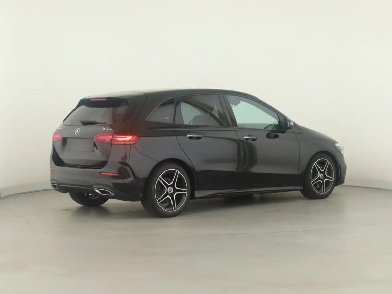 Mercedes-Benz Classe B 220 4MATIC AMG Line - photo 6