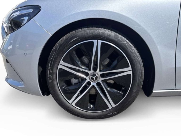 Mercedes-Benz Classe B 180 Progressive - photo 5