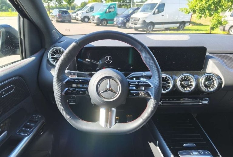 Mercedes-Benz Classe B 200 AMG Line - photo 5