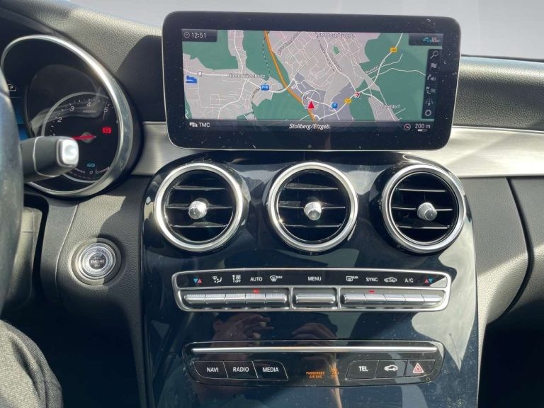 Mercedes-Benz Classe C 200 4MATIC Break Avantgarde - photo 11