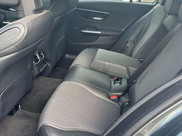 Mercedes-Benz Classe C 300 e Break Avantgarde - photo 11