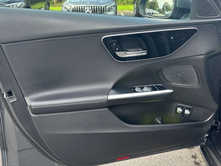 Mercedes-Benz Classe C 300 e Break Avantgarde - photo 12