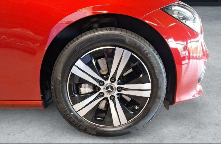 Mercedes-Benz Classe C 300 e Avantgarde - photo 13