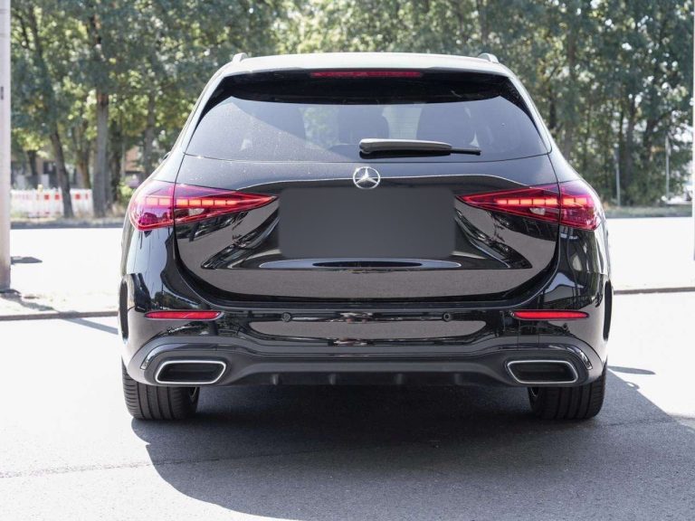 Mercedes-Benz Classe C 200 d Break AMG Line Night - photo 3