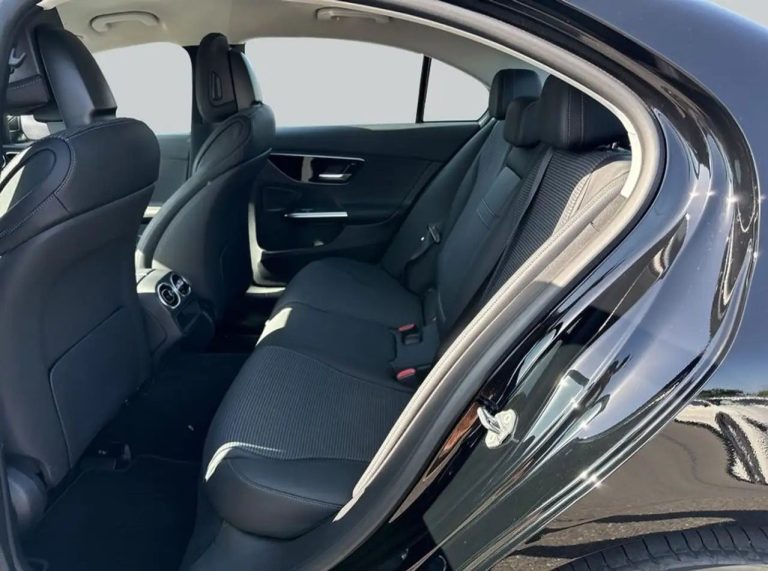 Mercedes-Benz Classe C 300 e - photo 11