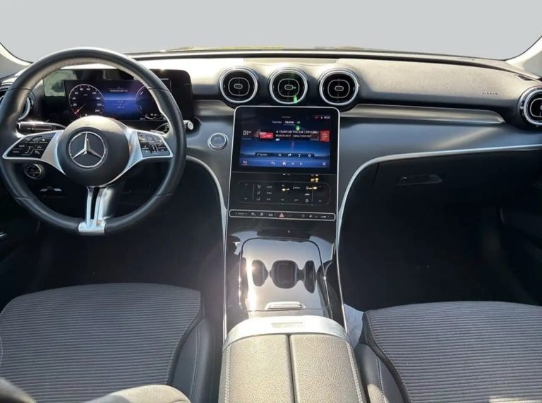 Mercedes-Benz Classe C 300 e - photo 13