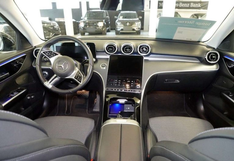 Mercedes-Benz Classe C 300 e Break Avantgarde - photo 7