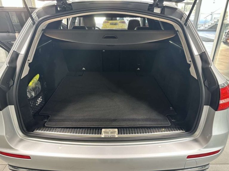 Mercedes-Benz Classe E 200 T Avantgarde - photo 11