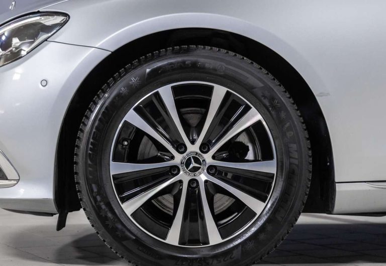 Mercedes-Benz Classe E 200 Exclusive - photo 18