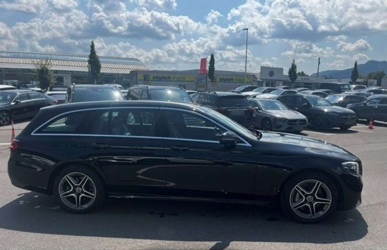 Mercedes-Benz Classe E 300 e Break AMG Line - photo 6