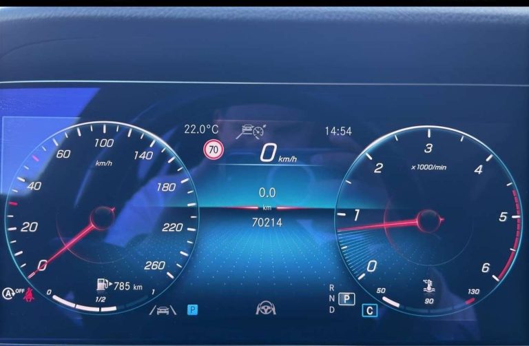 Mercedes-Benz Classe E 220 d Break Avantgarde - photo 9