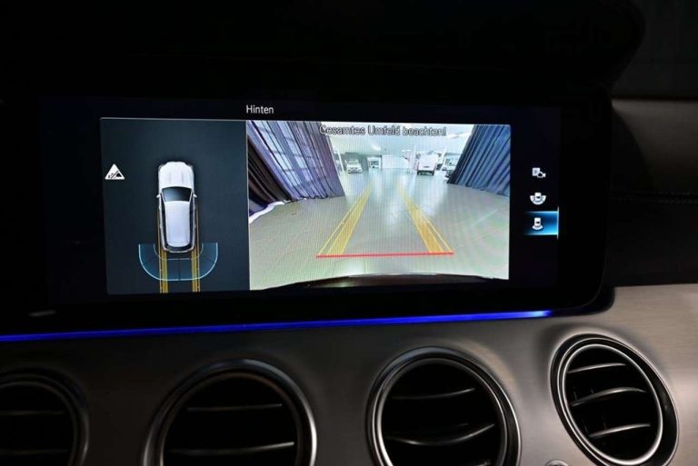 Mercedes-Benz Classe E 200 Break AMG Line - photo 11