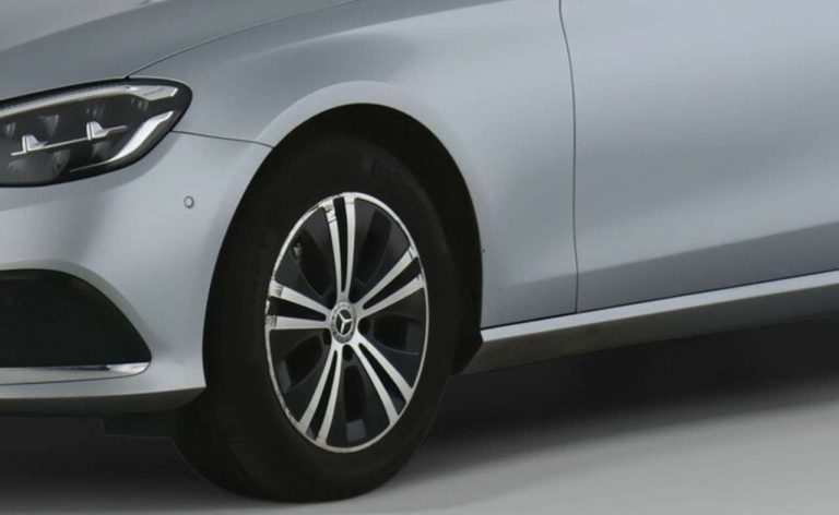 Mercedes-Benz Classe E 220 d T Avantgarde - photo 3