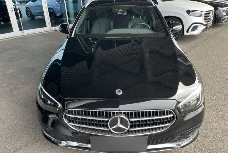 Mercedes-Benz Classe E 200 Break Avantgarde - photo 4