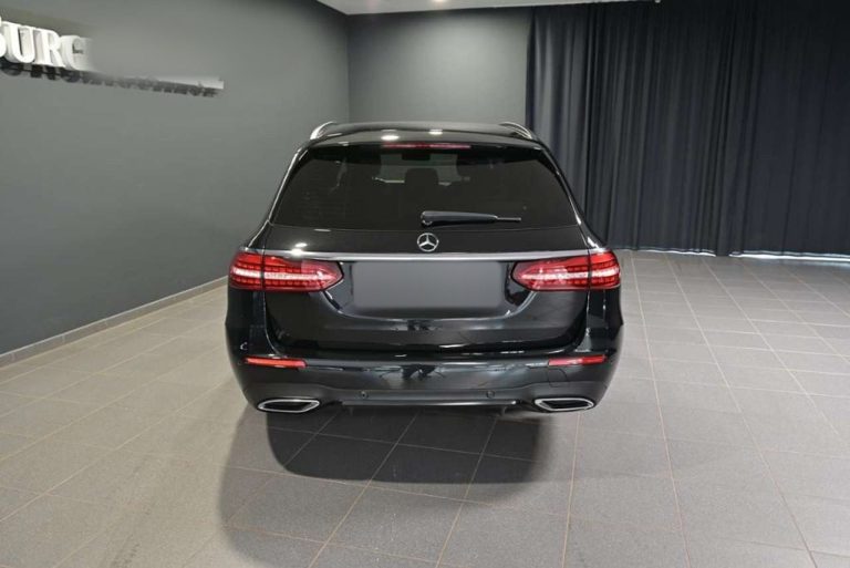 Mercedes-Benz Classe E 200 Break AMG Line - photo 4