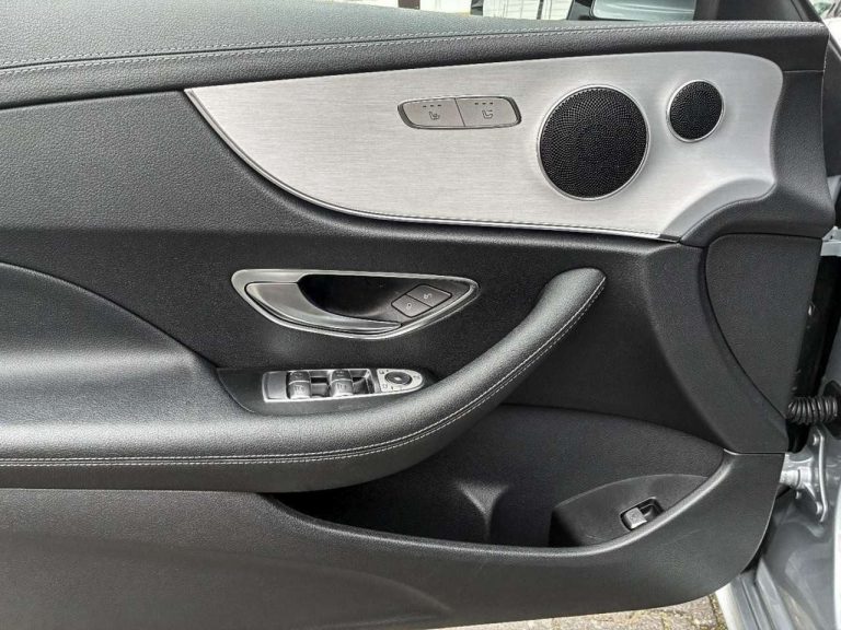 Mercedes-Benz Classe E 200 Coupé Avantgarde - photo 7