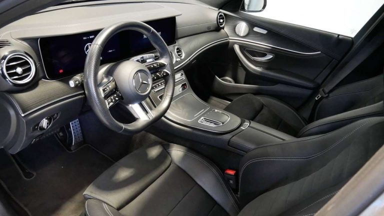 Mercedes-Benz Classe E 300 de Break AMG Line - photo 8