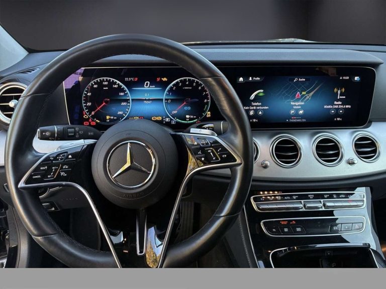 Mercedes-Benz Classe E 300 e Break Avantgarde - photo 12