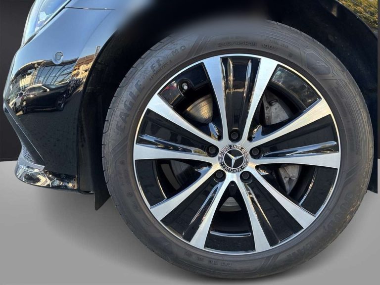 Mercedes-Benz Classe E 300 e Break Avantgarde - photo 8