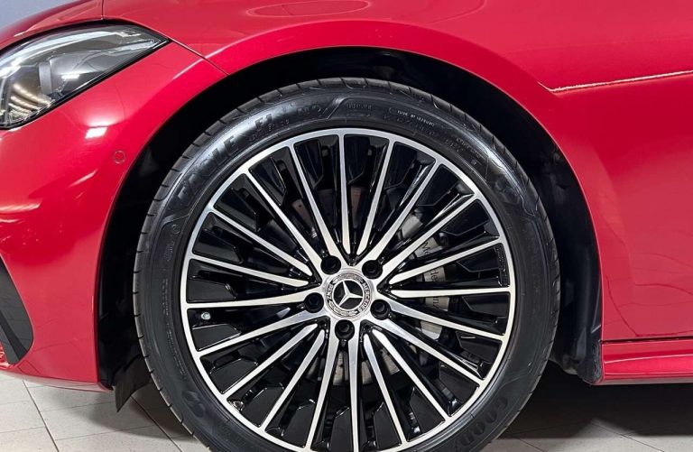 Mercedes-Benz CLE 200 Coupé AMG Line - photo 18