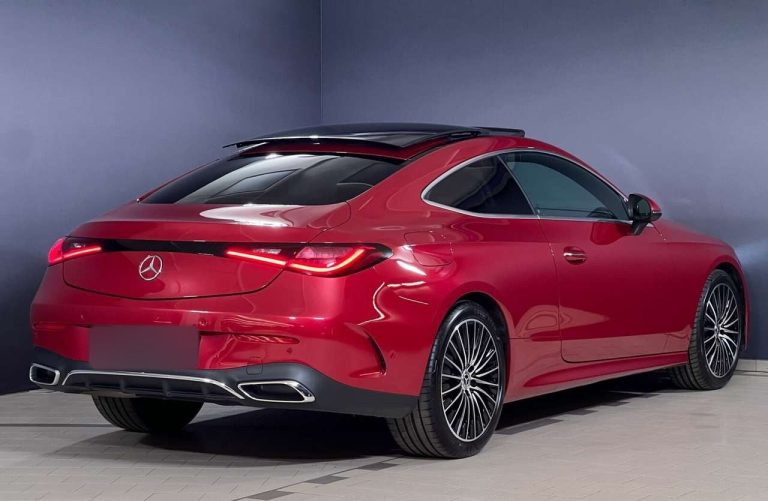 Mercedes-Benz CLE 200 Coupé AMG Line - photo 2