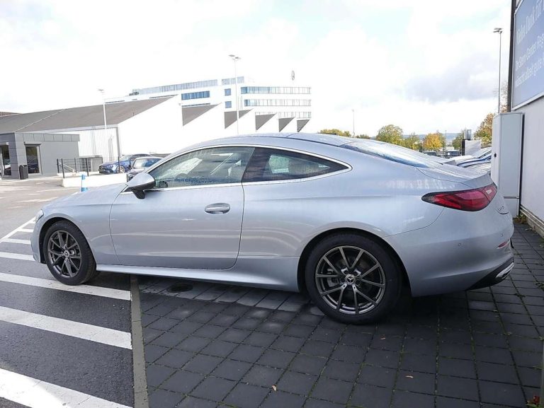 Mercedes-Benz CLE 200 Coupé Avantgarde - photo 2