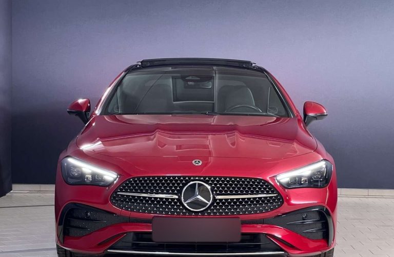 Mercedes-Benz CLE 200 Coupé AMG Line - photo 4