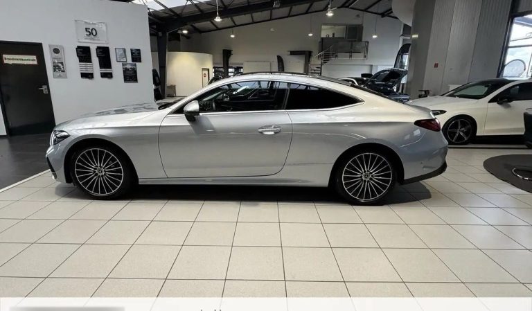 Mercedes-Benz CLE 300 4MATIC Coupé AMG Line - photo 7