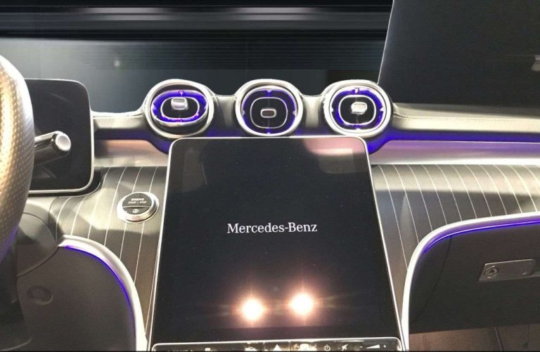 Mercedes-Benz CLE 200 Coupé AMG Line - photo 9