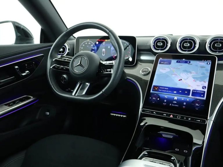 Mercedes-Benz CLE 200 Cabriolet AMG Line - photo 10