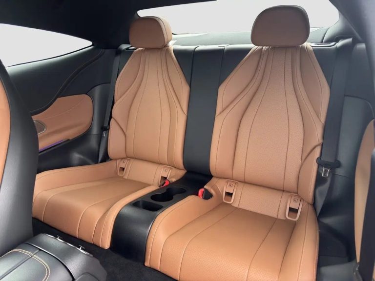 Mercedes-Benz CLE 220 d Coupé AMG Line - photo 17