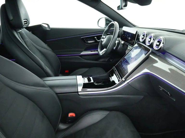 Mercedes-Benz CLE 200 Cabriolet AMG Line - photo 17