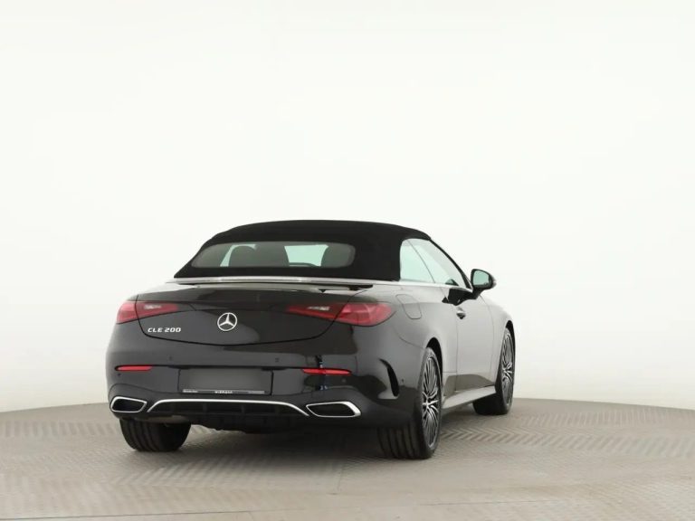 Mercedes-Benz CLE 200 Cabriolet AMG Line - photo 2