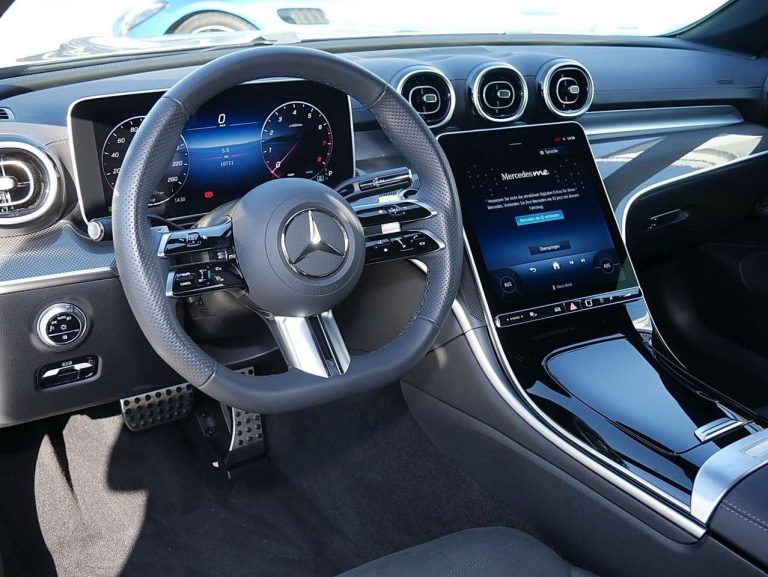 Mercedes-Benz CLE 180 Coupé AMG Line - photo 4