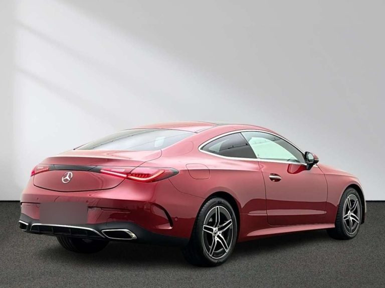 Mercedes-Benz CLE 200 Coupé AMG Line - photo 4