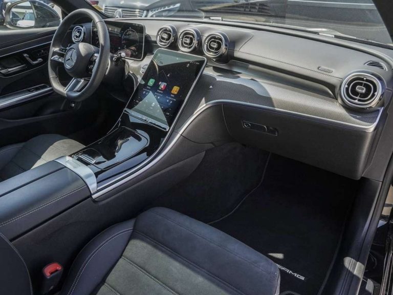 Mercedes-Benz CLE 180 Coupé AMG Line - photo 7