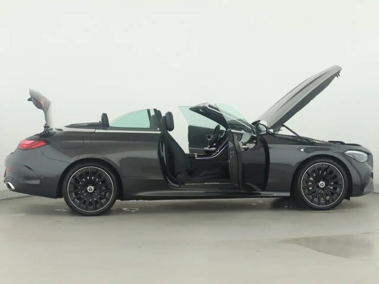 Mercedes-Benz CLE 200 Cabriolet AMG Line - photo 8