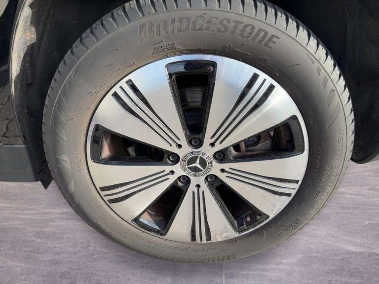 Mercedes-Benz EQA Progressive - photo 11