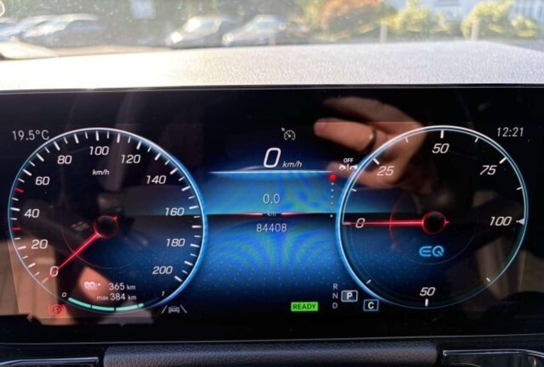 Mercedes-Benz EQA 250 Progressive - photo 10