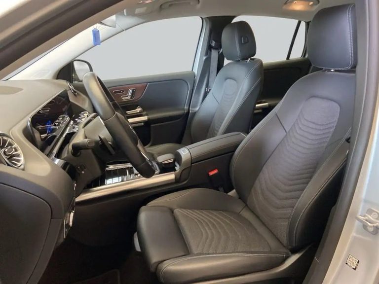 Mercedes-Benz EQA 300 4MATIC - photo 10