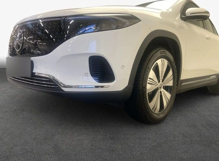 Mercedes-Benz EQA 250+ - photo 6