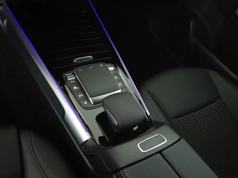 Mercedes-Benz EQB 250 - photo 15