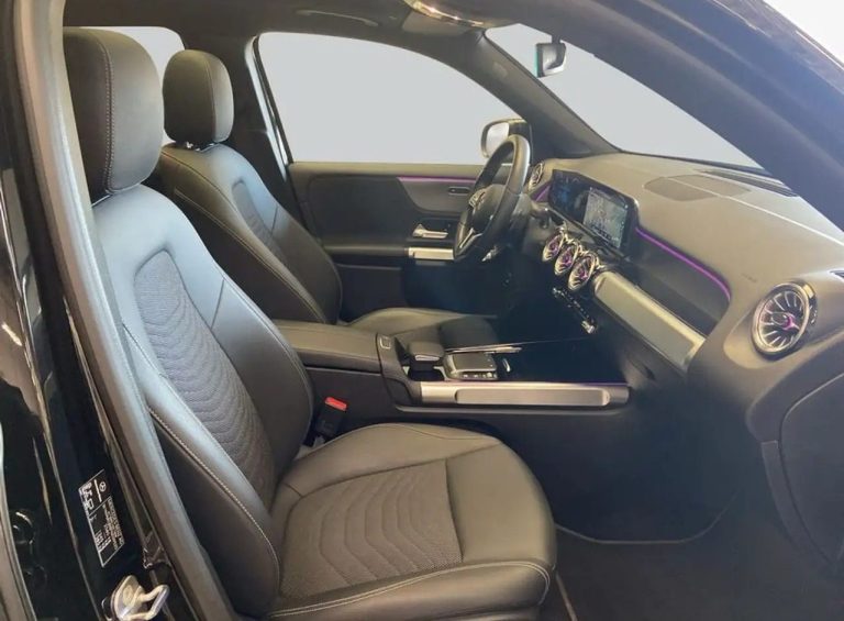 Mercedes-Benz EQB 300 4MATIC - photo 12