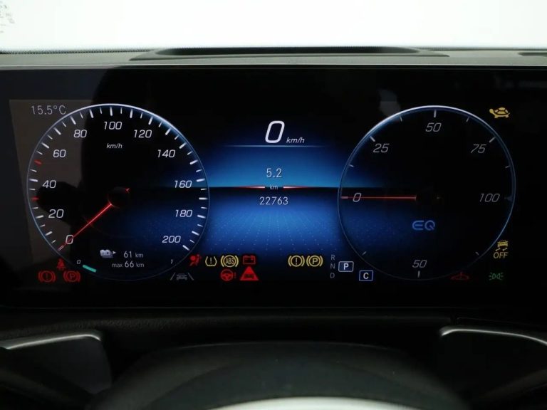 Mercedes-Benz EQB 300 4MATIC - photo 12