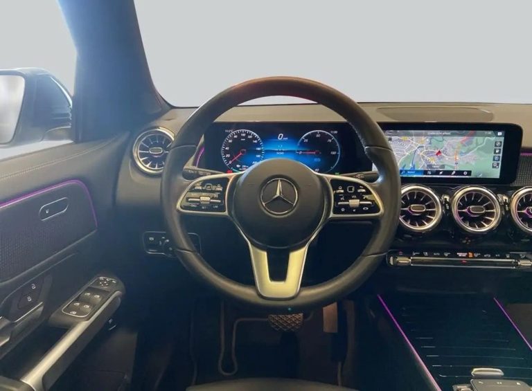Mercedes-Benz EQB 300 4MATIC - photo 16