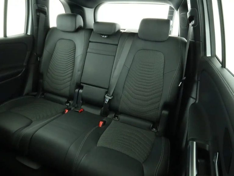 Mercedes-Benz EQB 300 4MATIC - photo 18