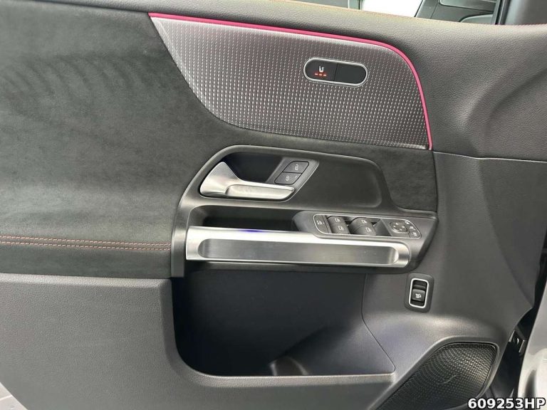 Mercedes-Benz EQB 350 4MATIC AMG Line - photo 10