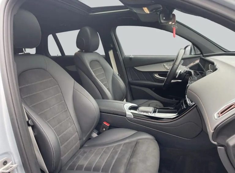 Mercedes-Benz EQC 400 4MATIC - photo 12