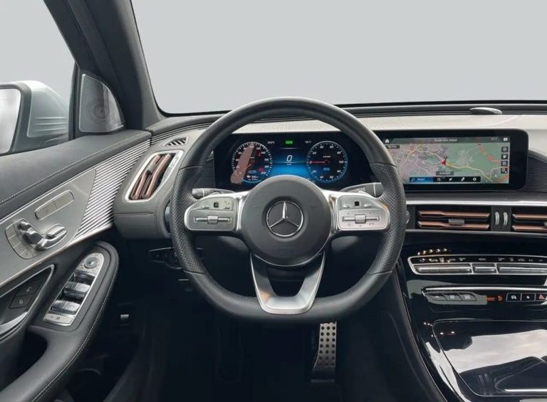 Mercedes-Benz EQC 400 4MATIC - photo 16