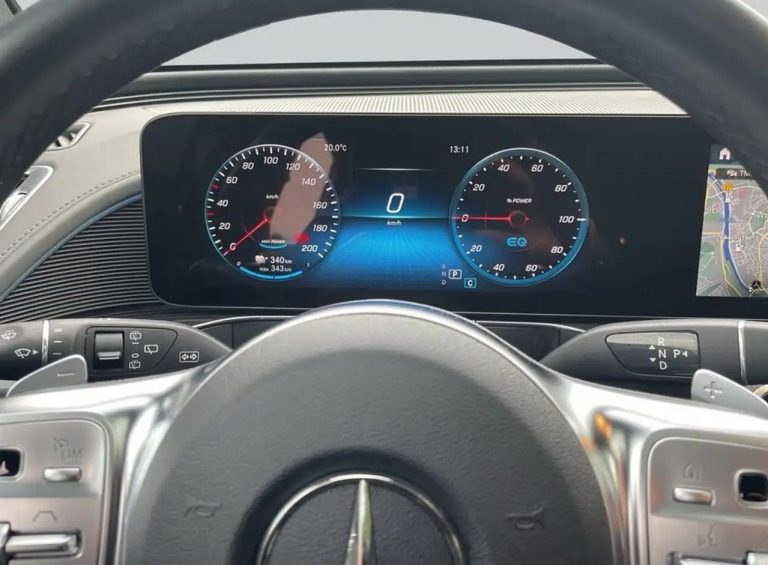 Mercedes-Benz EQC 400 4MATIC - photo 17